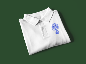 mockup of a folded polo shirt placed on a solid surface 3091 el1 (1)